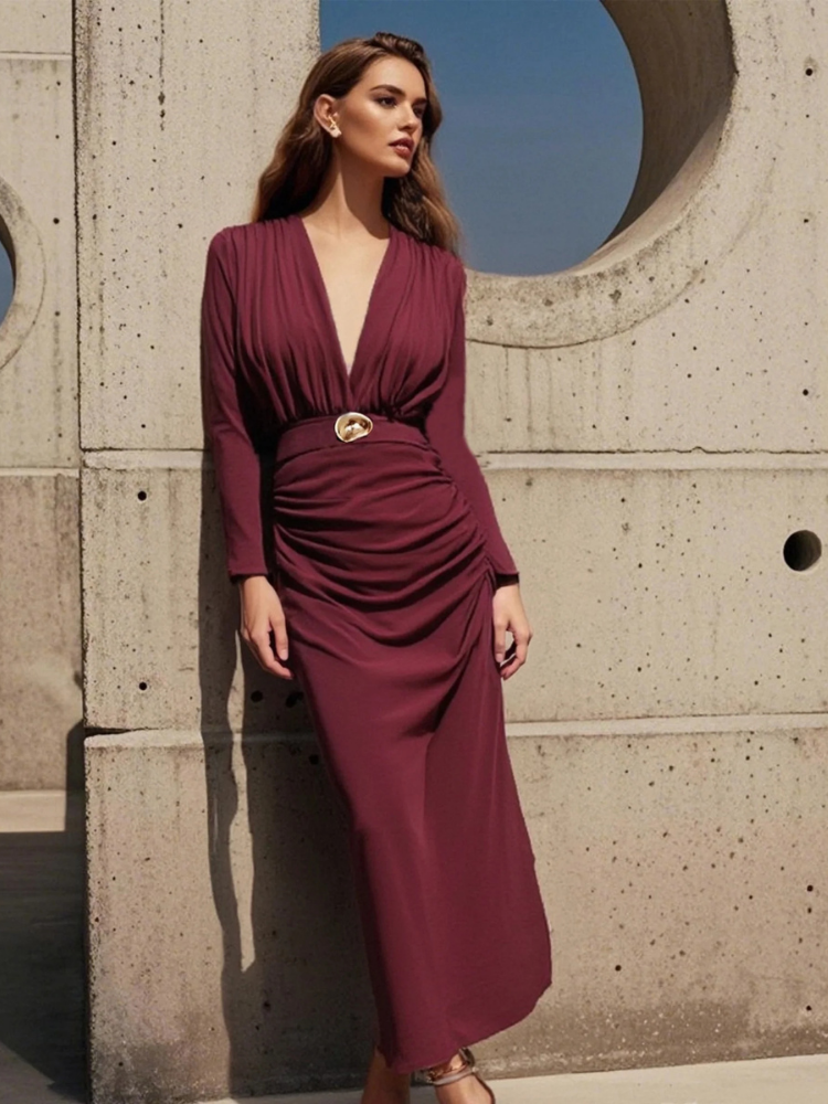 Vestido Longo de Manga Longa e Decote Profundo Aria Lollitaz