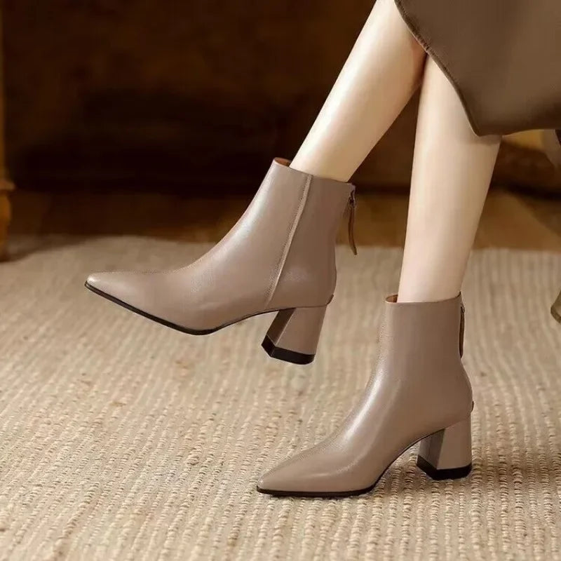 Bota Feminina Slim Lollitaz