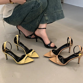 Sandália Bico Folha Elise Lollitaz